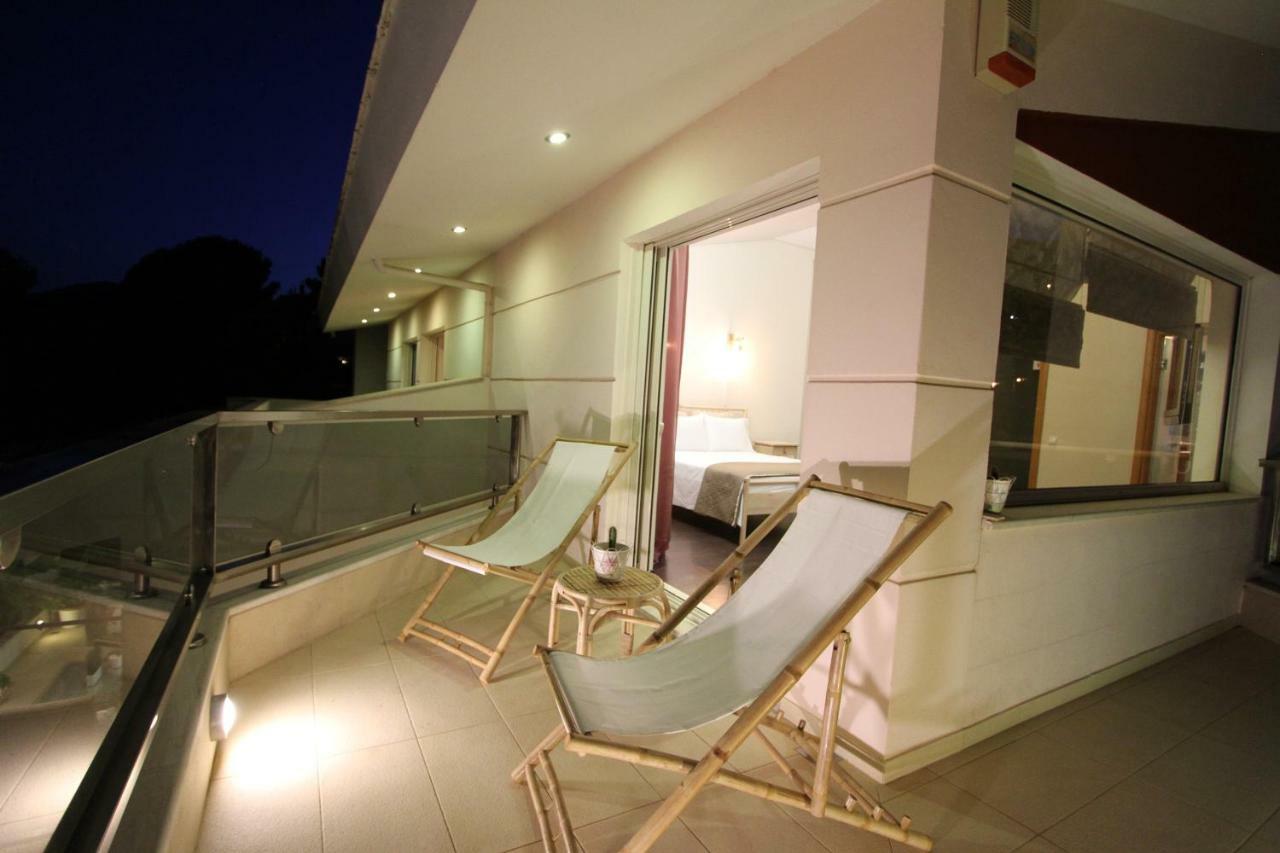 Aerides Luxury Villa PalaiónTsiflíkion Exterior foto